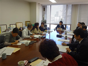 食の安全推進委員会　千葉県（左）・千葉市（右）の食品衛生監視指導計画案の説明会（14年1月）